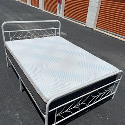 Full Size Bed And Frame