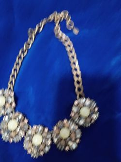 Statement necklace