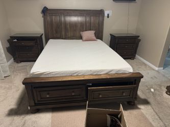 Ashley Queen Bedroom Set 