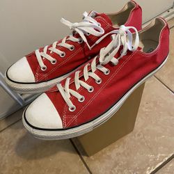 Converse Sneakers 