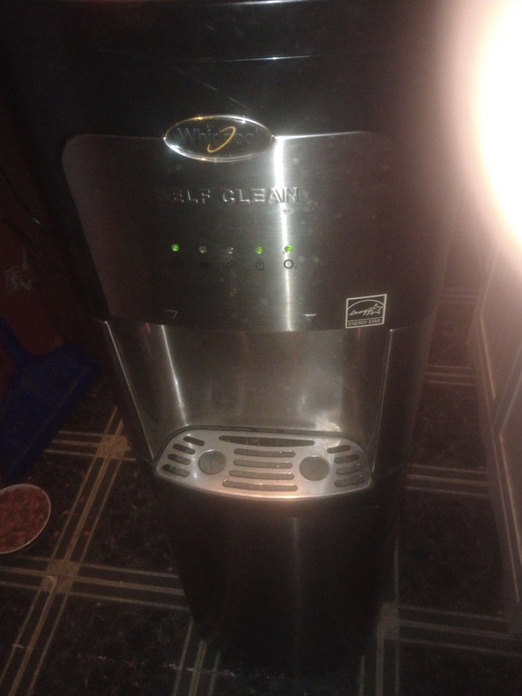 Whirlpool Bottom Load Water Cooler / Hot