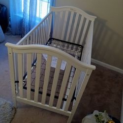Convertible Crib