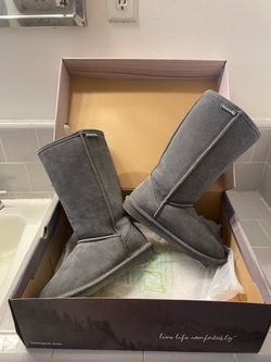 Bearpaw Grey Women’s Tall Boots Size 7