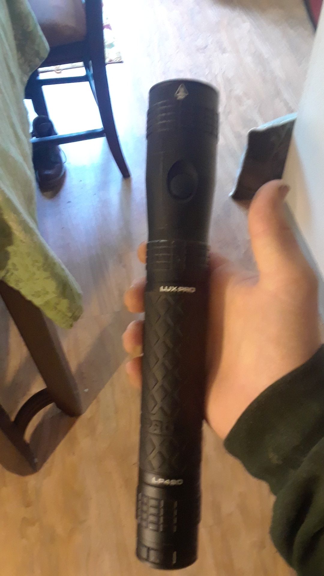 Lux pro LP490 FLASHLIGHT