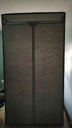 Portable Storage Closet Wardrobe 35 in x 60 in x 20 in