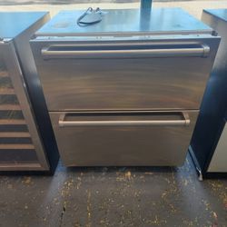 Amazing Sub Zero 30 Inch Integrated Double Drawer Smart Refrigerator Freezer ID30CU 5.0 Cu Ft 