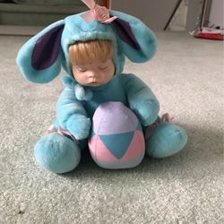 Easter parade Bonnie plush doll porcelain face, wind up musical blue moving head