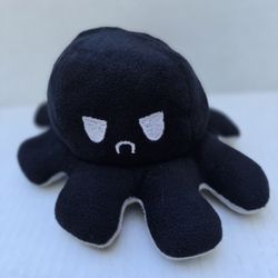 Tee Turtle reversible moody octopus plush
