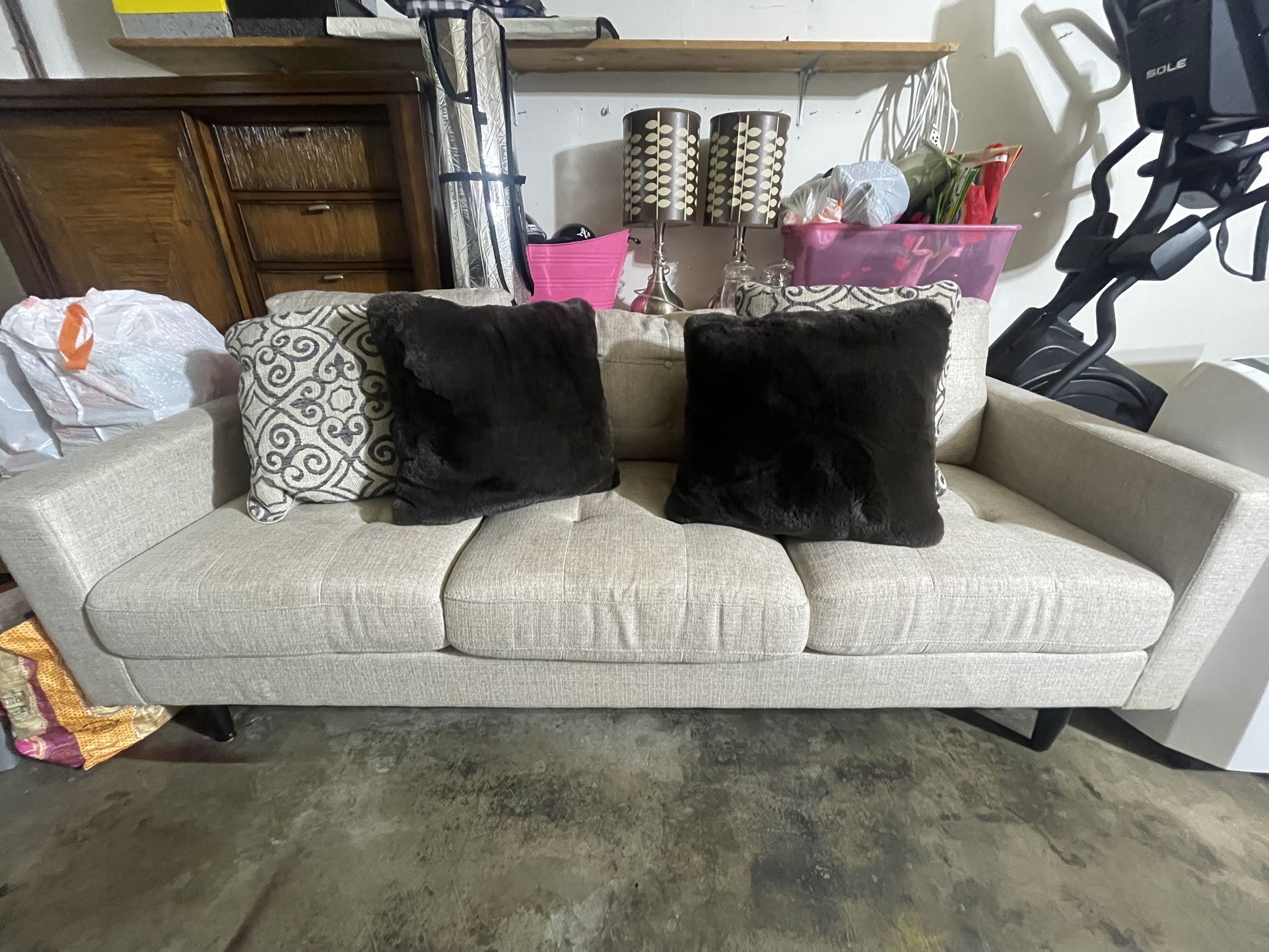 Beige/Ivory Sofa