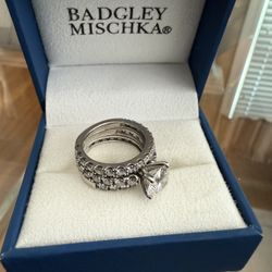 Women’s Wedding Bridal Ring Set  Size 6.5