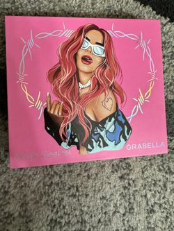 Karol G Lipgloss 