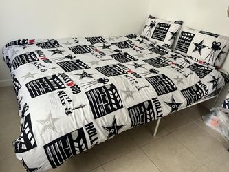 Queen size bed with mattress