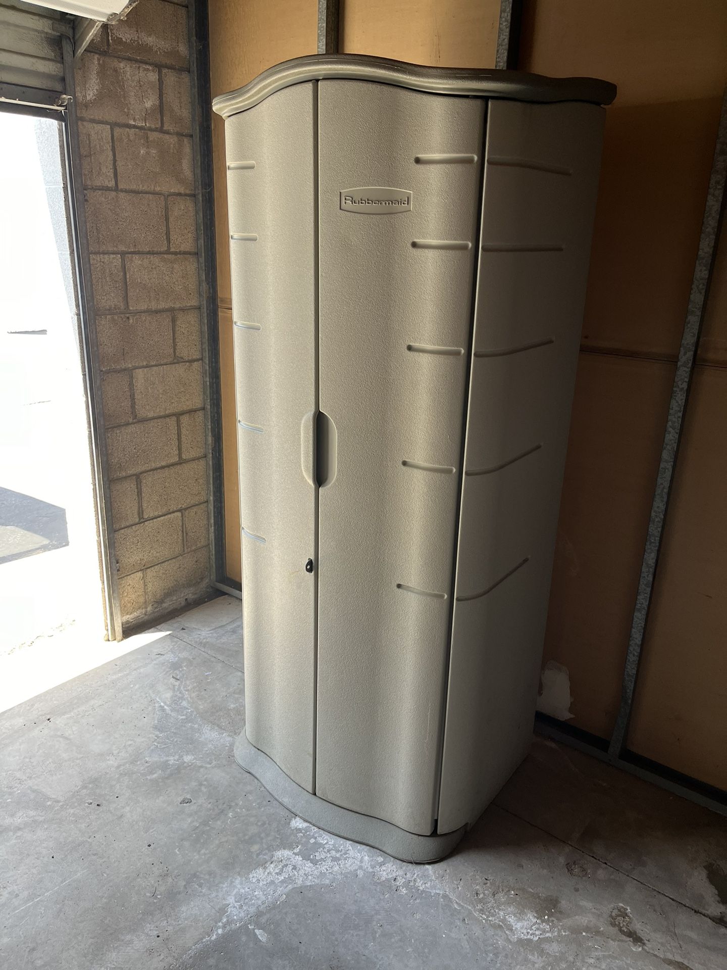Rubbermaid Shed
