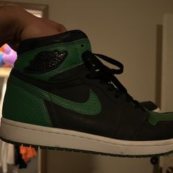 Jordan 1 Pine Green 