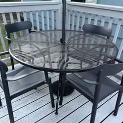 PENDING Round Metal Patio Dining Table