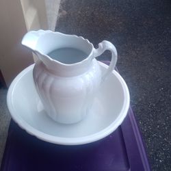 Water Basin Pitcher Ironstone