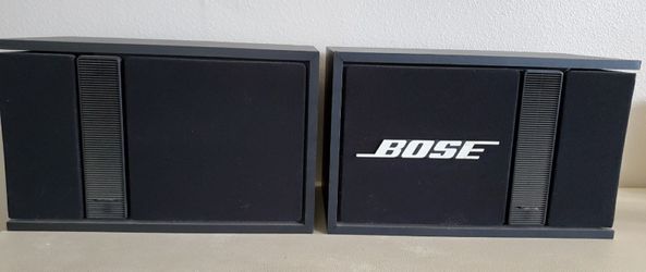 BOSE 301 SPEAKERS
