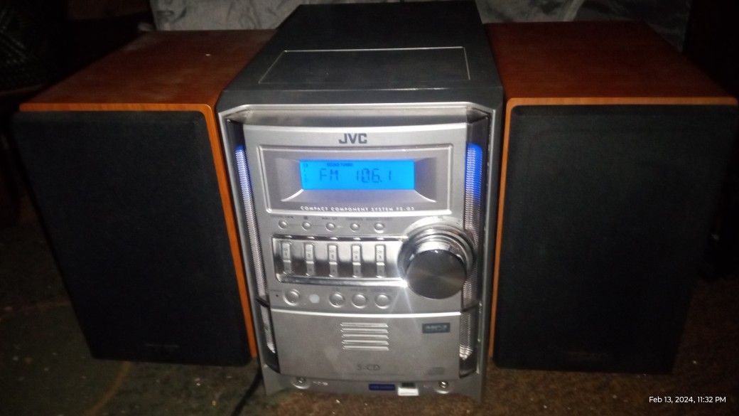 JVC MICRO SYSTEM W TEAC Pair of TEAC LS-MC90 60 Watt Speakers Bookshelf Glossy Wood