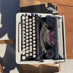 Vintage typewriter works