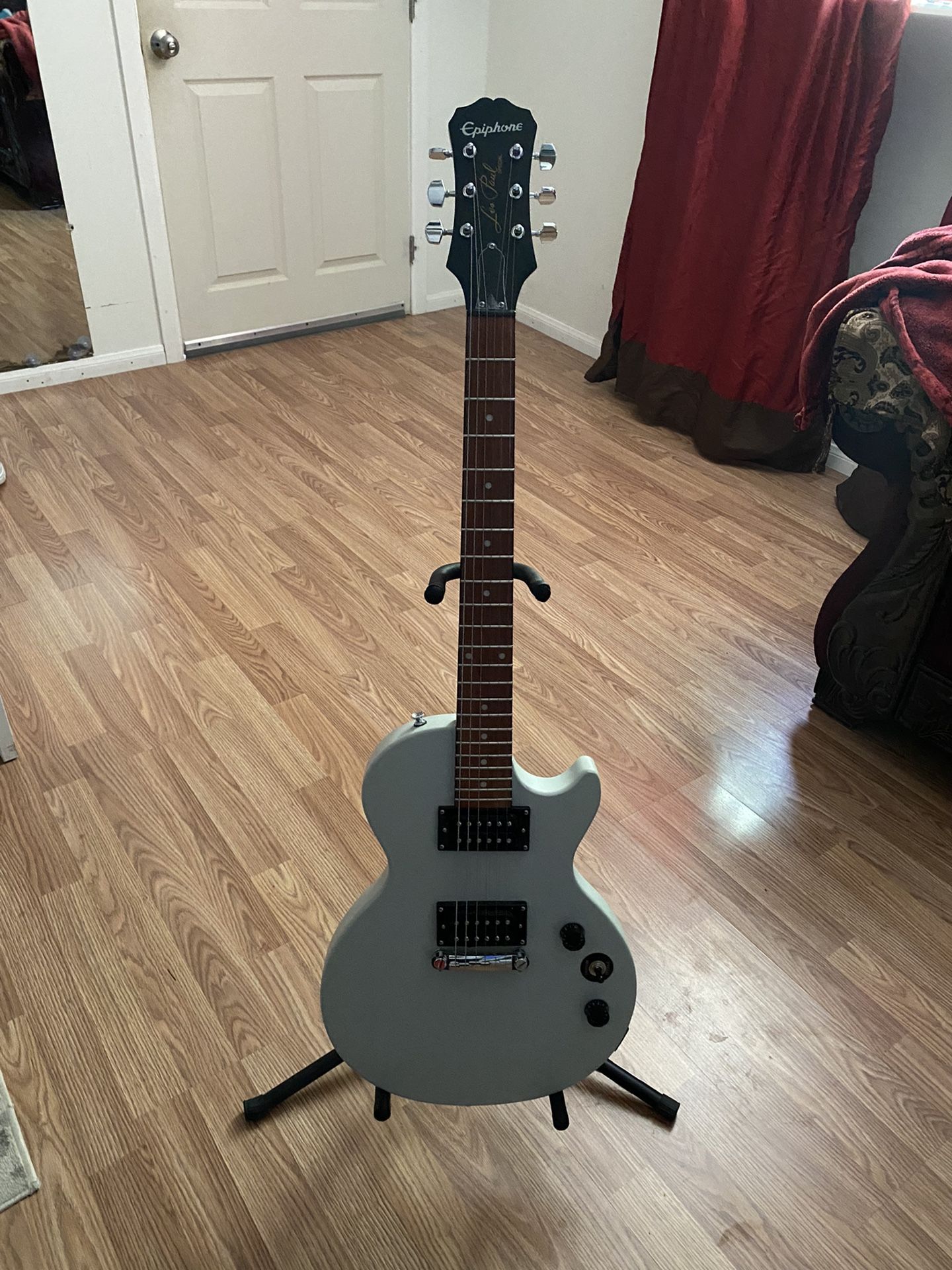 epiphone electric guitar