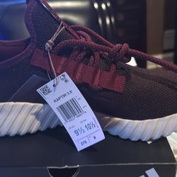NWT Adidas KAPTIR 3.0 
