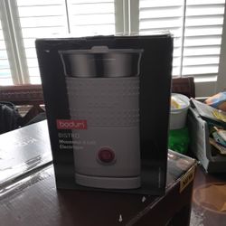 Bodum Bistro Electric Milk Frother