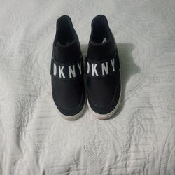 Dkny on sale shoes platform