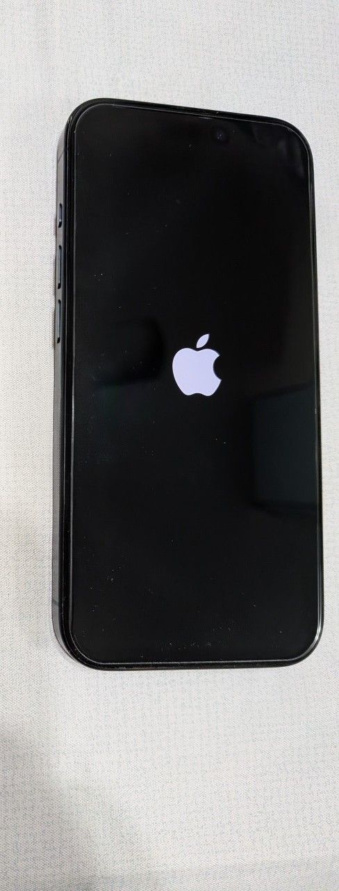 iPhone 15 Pro Unlocked Phone