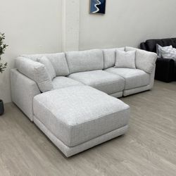 Dayna 4-piece Fabric Modular Sectional