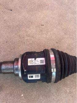 FRONT LEFT DRIVER SIDE AXLE SHAFT OEM 2010-2015 TOYOTA PRIUS 3ER GENERATION.