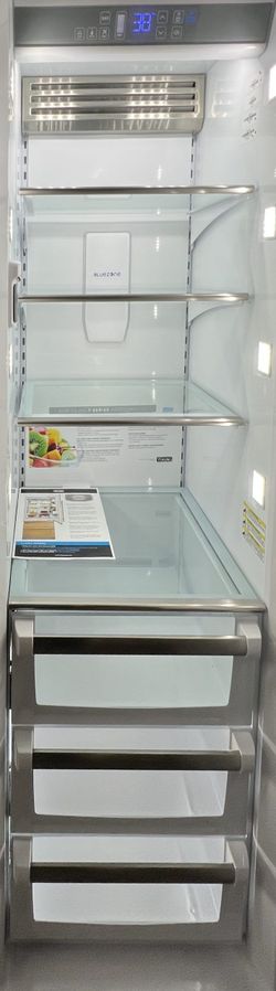 VIKING Refrigerator Built-In Panel Ready VRI7240WRSS 00188 .