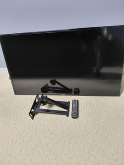 40 inch Samsung TV with wall mount