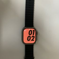 Apple Watch Ultra 2 49MM Titanium Cellular + GPS 