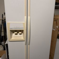 Whirlpool Refrigerator 