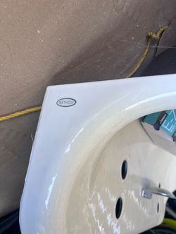 Bathroom sink/faucet