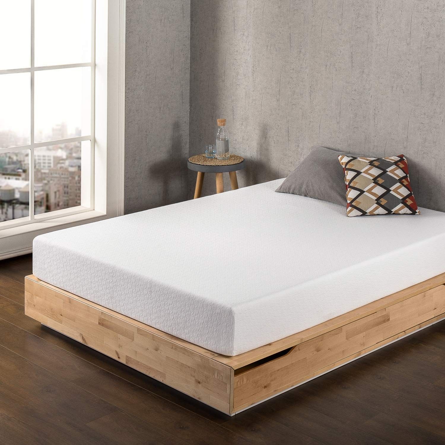 New QUEEN 10" Memory foam mattress