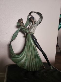 HEAVY "TANGO" SCULPTIRE BY ARTIST CHIPARUS