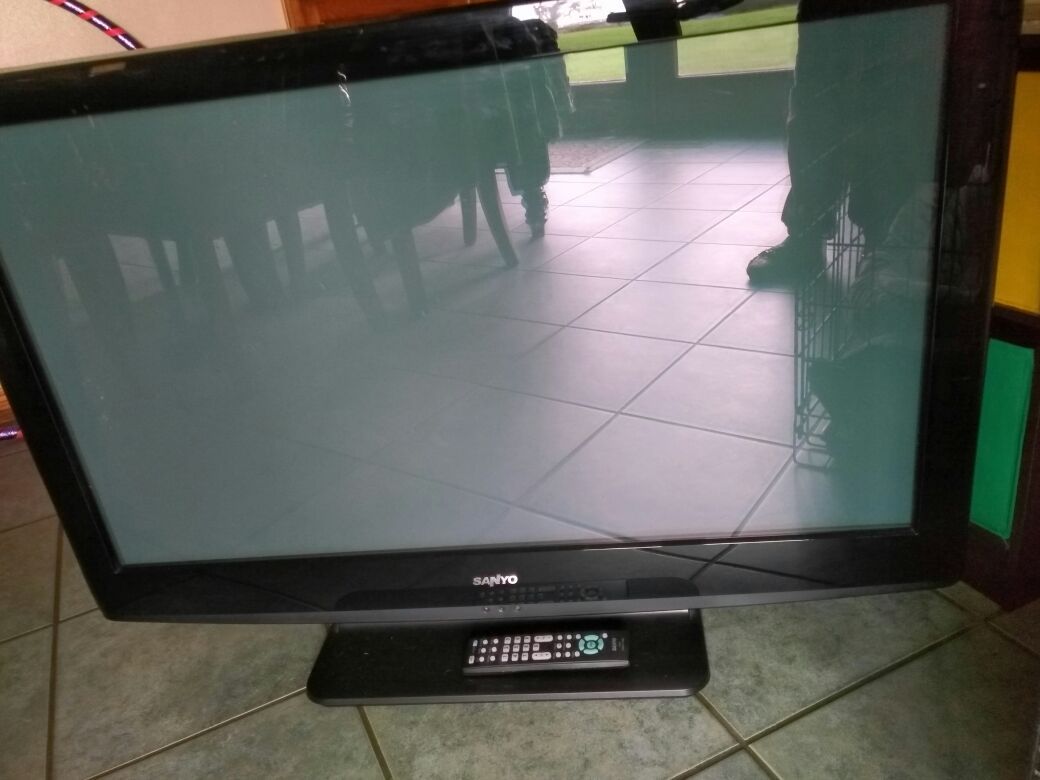 Sanyo 42 inch plasma TV model number dp42740