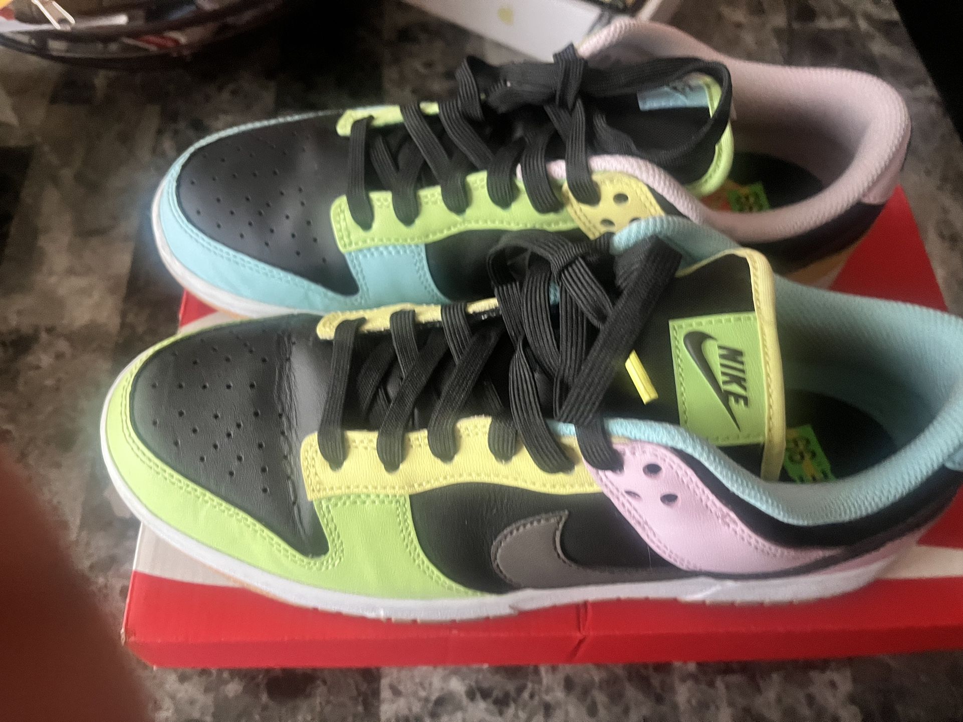 $100Dunks For Sale Size 9