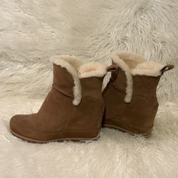 Ugg Wedge Boots Size 9