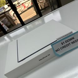 MacBook Air M2 2022 15.3inch New Laptop -  PAYMENTS AVAILABLE LOW AS $1 DOWN  - NO CREDIT NEEDED