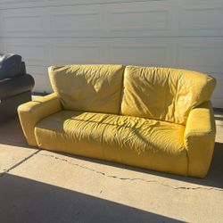 100% Leather Yellow Loveseat 