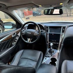 Infinity Q50 Premium Sedan 2014