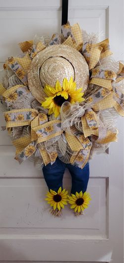 Yellow sunflower scarecrow fall wreath