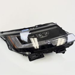 2022-2024 LAND ROVER RANGE ROVER LED HEADLIGHT QUAD PROJECTOR RIGHT RH Oem
