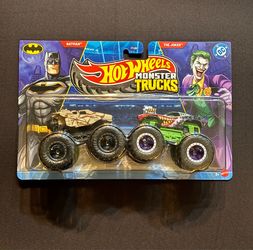 Hotwheels Batman DC Comics Hot Wheels Monster Truck Batmobile Joker Roger Dodger