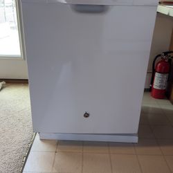 GE Dishwasher