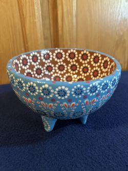 Gorgeous Capula 7” Molcajete/Salsa Bowl