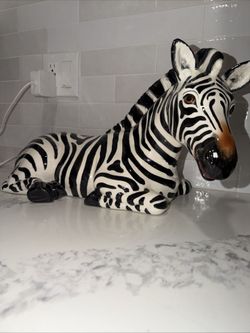 Rare Vintage Signed 1981 Glossy Ceramic Zebra Sculpture by The Townsends, USA