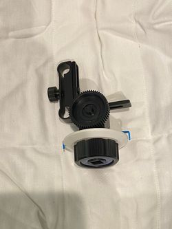 Manual follow focus
